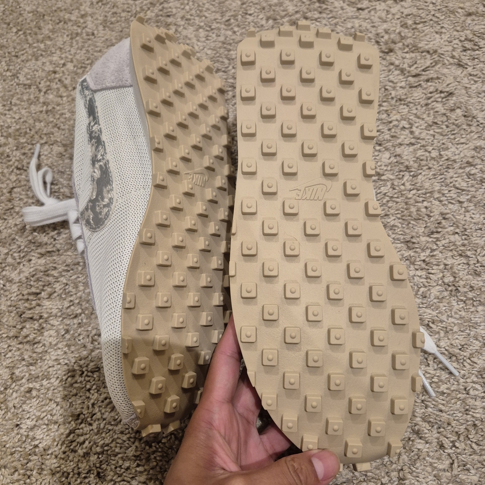 Nike Women's White and Gray Waffle Trainer Sneakers with Pink Accents - Picture 4 of 5